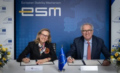 European Stability Mechanism (ESM) and the European Investment Bank (EIB) signed today a Memorandum of Understanding (MoU)-1920-889