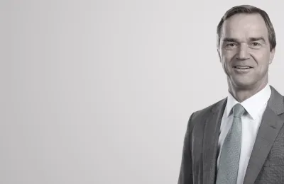 rolf-strauch-column-1920-889-bw1