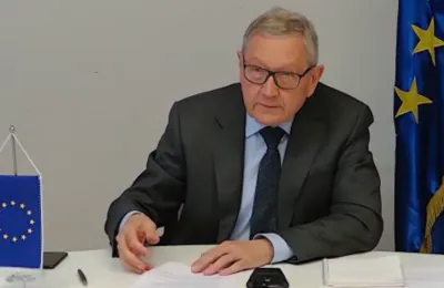 informal-eurogroup-3-may-2022-klaus-regling-724-466