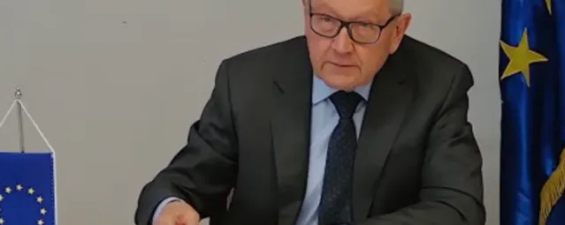 informal-eurogroup-3-may-2022-klaus-regling-724-466