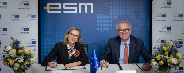 European Stability Mechanism (ESM) and the European Investment Bank (EIB) signed today a Memorandum of Understanding (MoU)-1920-889