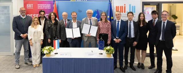 esm-uni-of-lux-012-1920-889