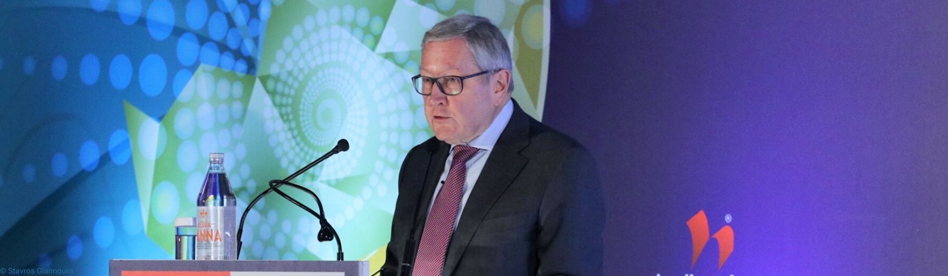 Media Name: kreconomistcyprus20191105.jpg