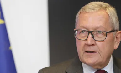 klaus-regling-eurogroup-4-october-2021-sld