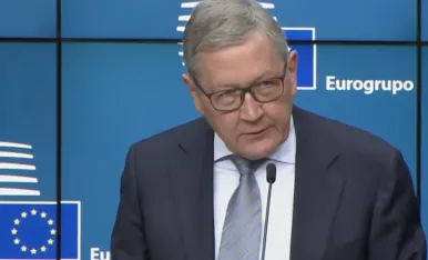 Klaus Regling at Eurogroup Press Conference 12 March 2018-724-466