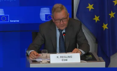 Klaus Regling at Eurogroup Press Conference 14 June 2019-724-466