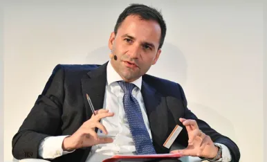 Media Name: kalindzbank20190828.jpg