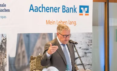 Media Name: kregling87031920x560.jpg