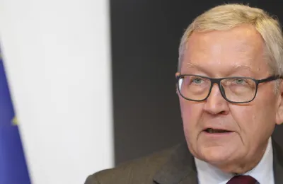 klaus-regling-eurogroup-4-october-2021-sld