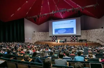 ESMYouthTalk - Rolf Strauch visits Erasmus School of Economics-724-466