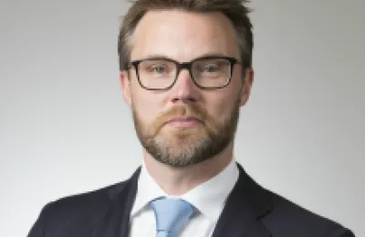 Media Name: esmj240420176192retouch220x220.png