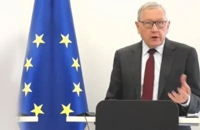 Media Name: klaus-regling-2021-04-16-slider-v1.jpg