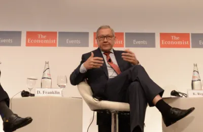 Media Name: klausathensslider.png