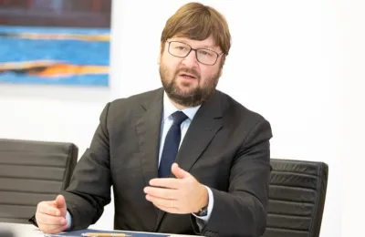 Media Name: nicolaansaslider.jpg