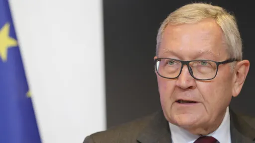 klaus-regling-eurogroup-4-october-2021-sld