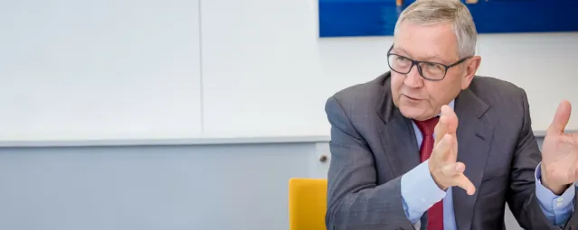 Media Name: 1920pxx560px-handelsblattinterview.png