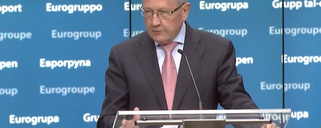 Klaus Regling at Eurogroup Meeting 11 July 2016-724-466