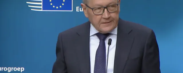 Klaus Regling at Eurogroup Press Conference 19 February 2018-724-466