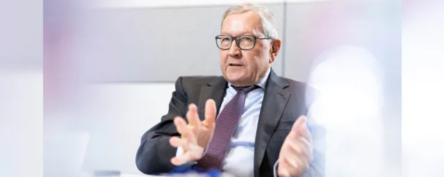 Media Name: klauseurofinance1920x560.jpg