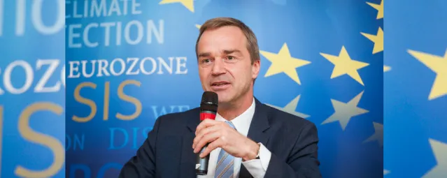 Media Name: rolfzewdebate150620161920x560.png