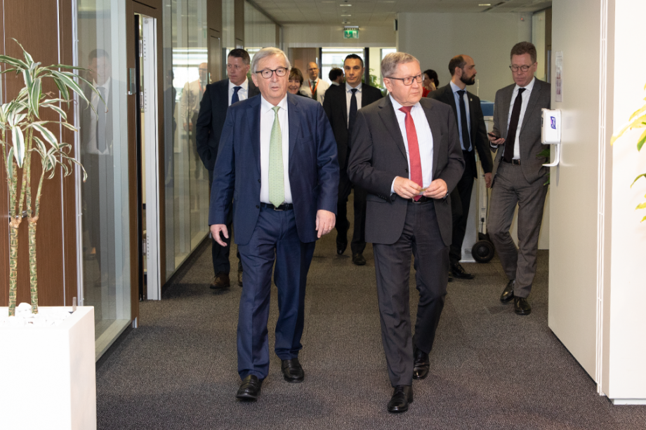 Klaus Regling and Jean-Claude Juncker