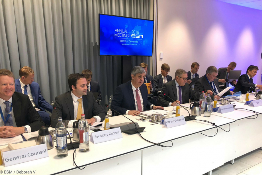 Mr David EATOUGH, General Counsel ESM; Mr Kalin ANEV JANSE, Secretary General ESM; Mr Mário CENTENO, Chairperson ESM Board of Governors; Mr Klaus REGLING, Managing Director ESM, Mr Kevin CARDIFF, Chairperson ESM Board of Auditors