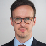 Dušan Kovačević 500x500